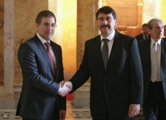 26.jun 2013. Predsednik Stefanović i predsednik Mađarske Janoš Ader (foto TANJUG) 